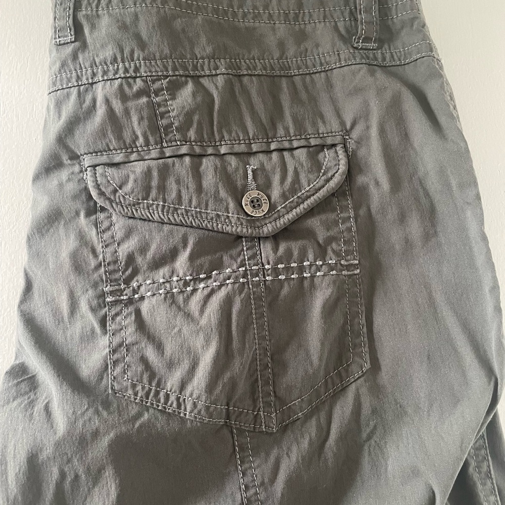 Kuhl Women's Green Convertible Roll-up Hiking or Trail Straight Leg Pants Size 8